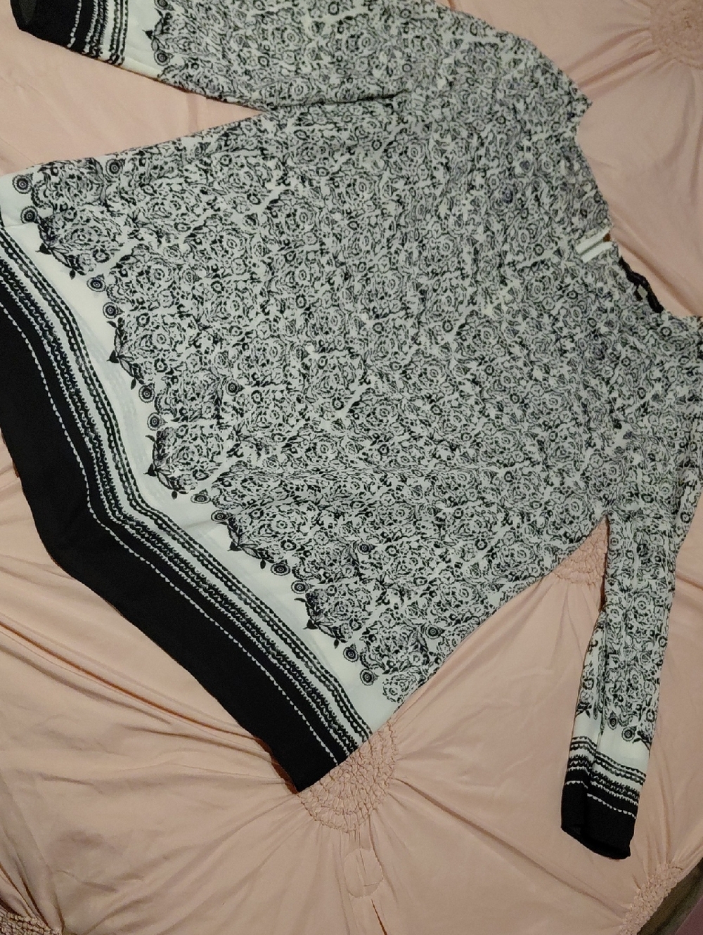 Rose & Olive Black and White Printed V-Neck Tunic